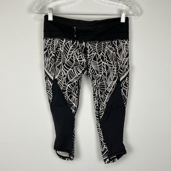 Lululemon Run A Marathon Crop II Legging Pretty Palm Black Angel Wing size 4 - Picture 6 of 12